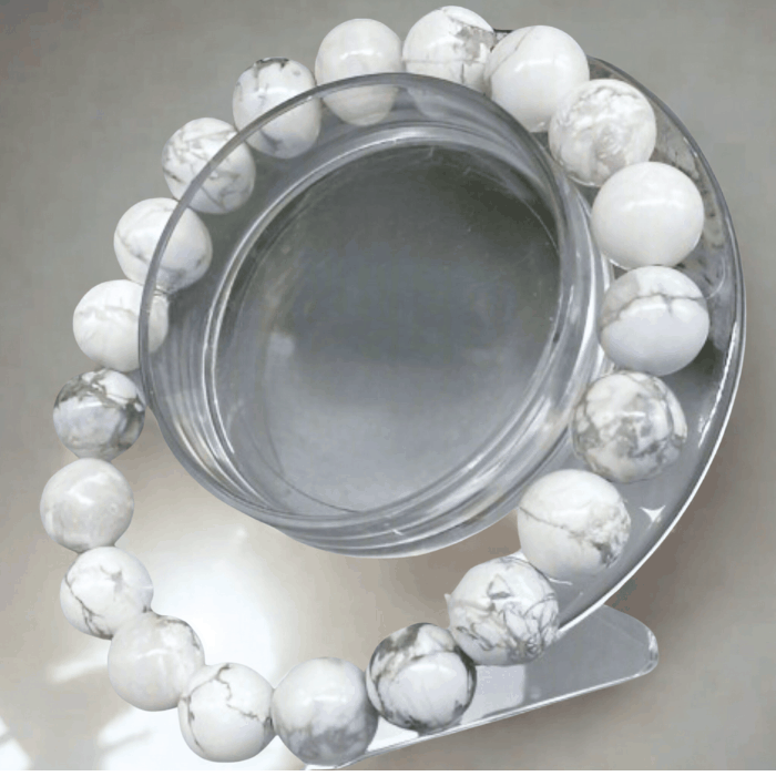 Pulsera de piedras preciosas de howlita